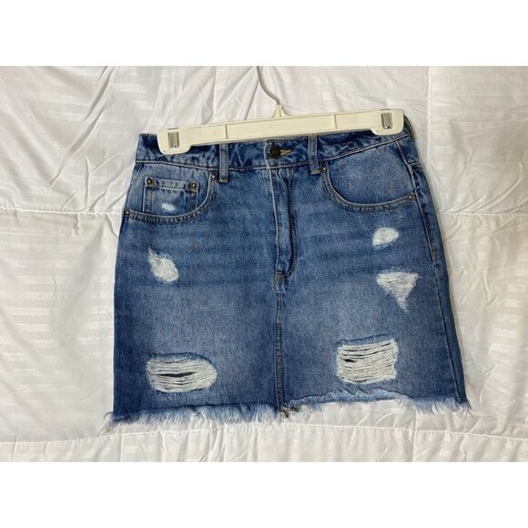 FOREVER 21 DENIM JEAN MINI SKIRT SIZE SMALL 1/3 WOMENS JUNIORS DISTRESSED - Picture 1 of 2